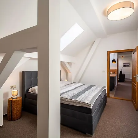 Apartament Kollar *